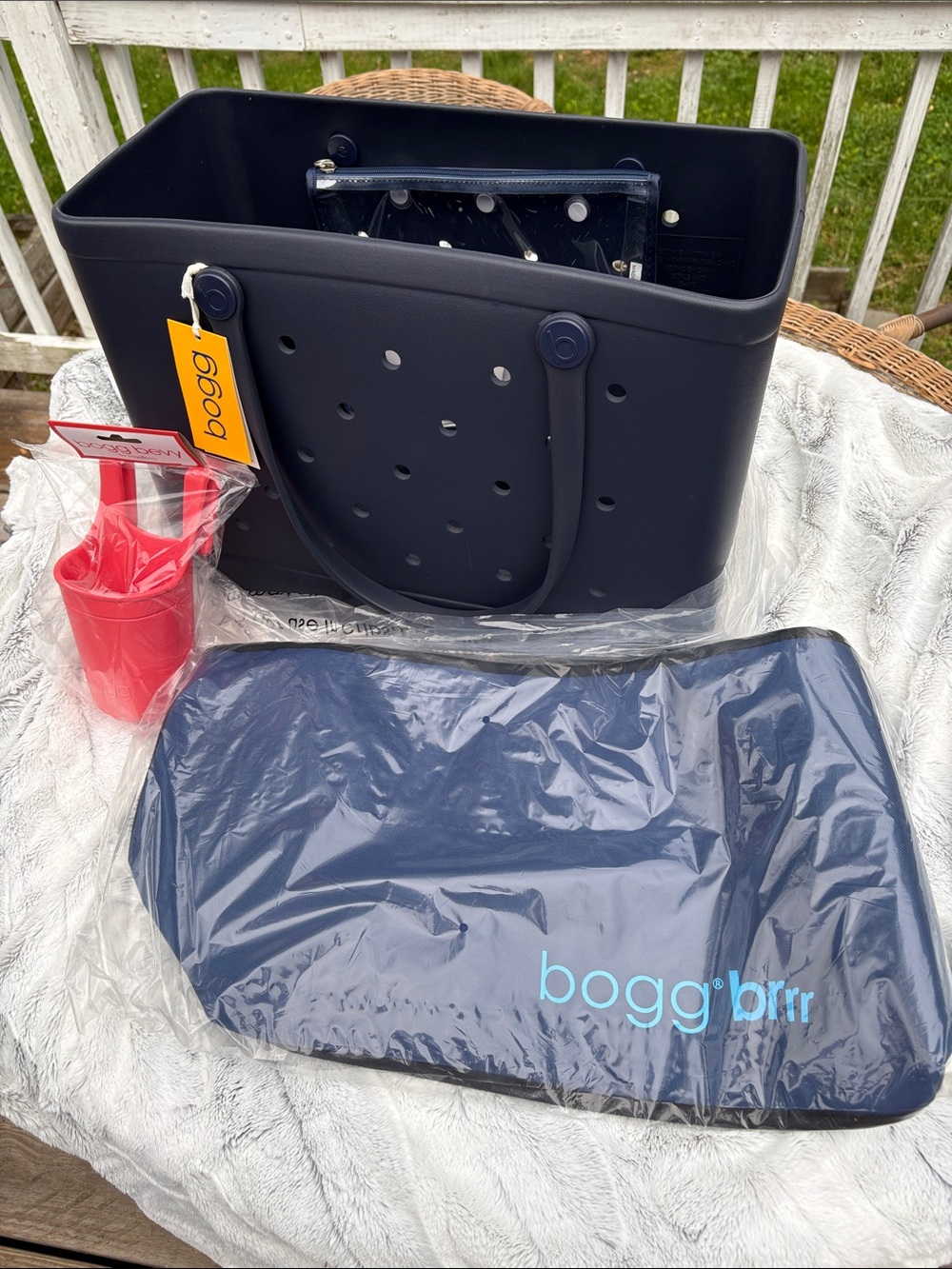 Bogg Bag Combo- Navy and Coral